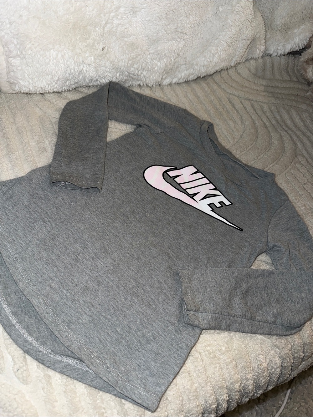 🎀4TNike Gray Long Sleeve Top with Pink Swoosh GUC
